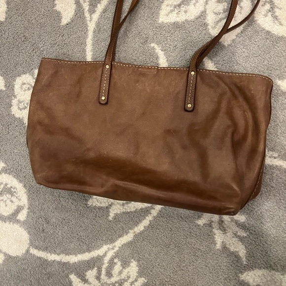 Roots tribe leather tote bag. - Picture 4 of 7